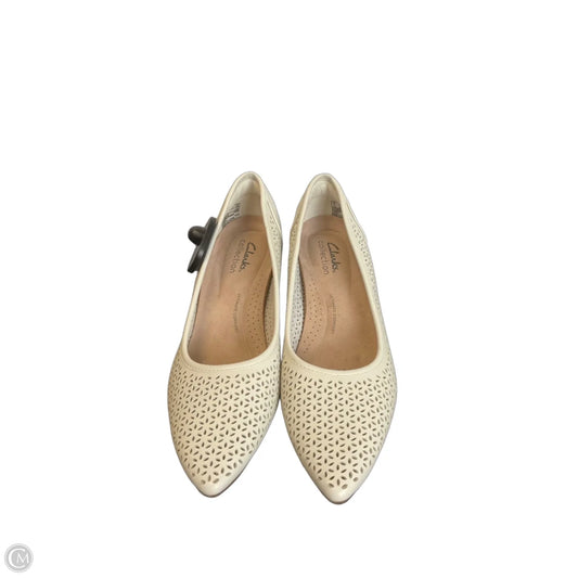 Shoes Heels Kitten By Clarks In White, Size: 7