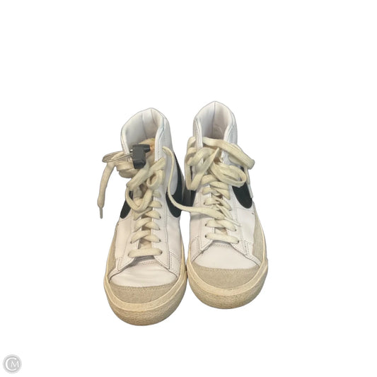Shoes Athletic By Nike In White, Size: 7.5