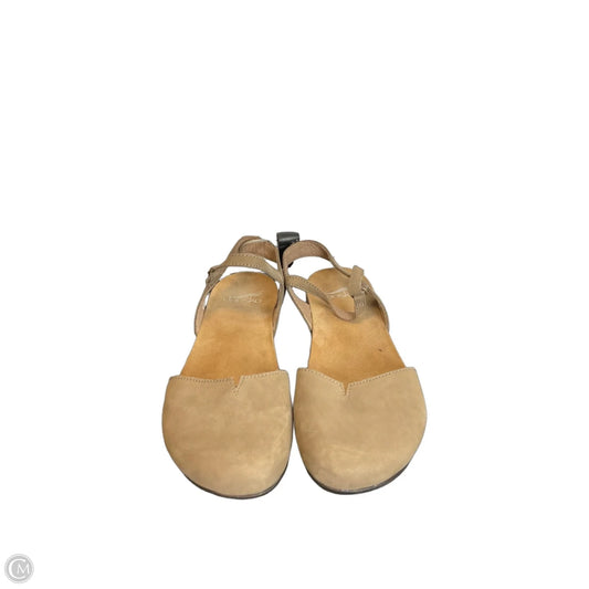 Shoes Flats By Dansko In Brown, Size: 6
