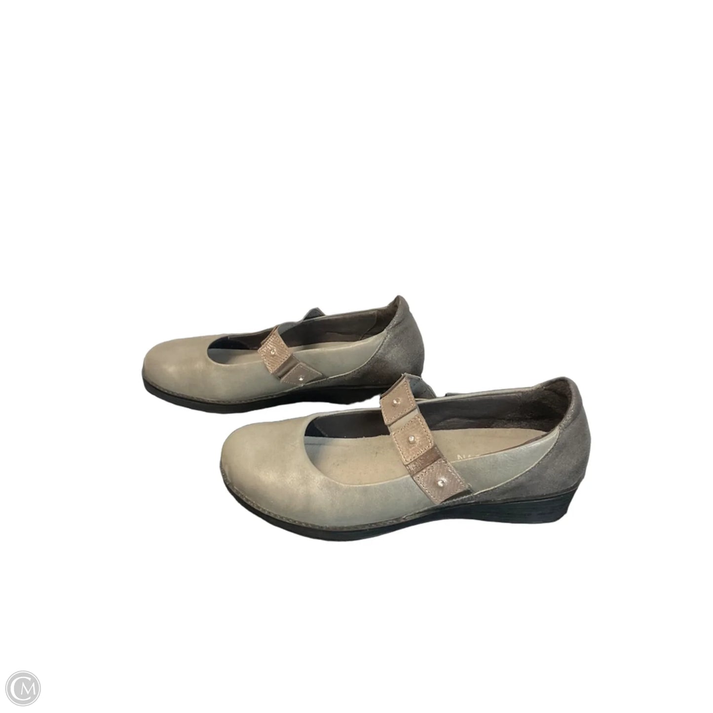 Shoes Flats By Naot In Grey, Size: 6.5
