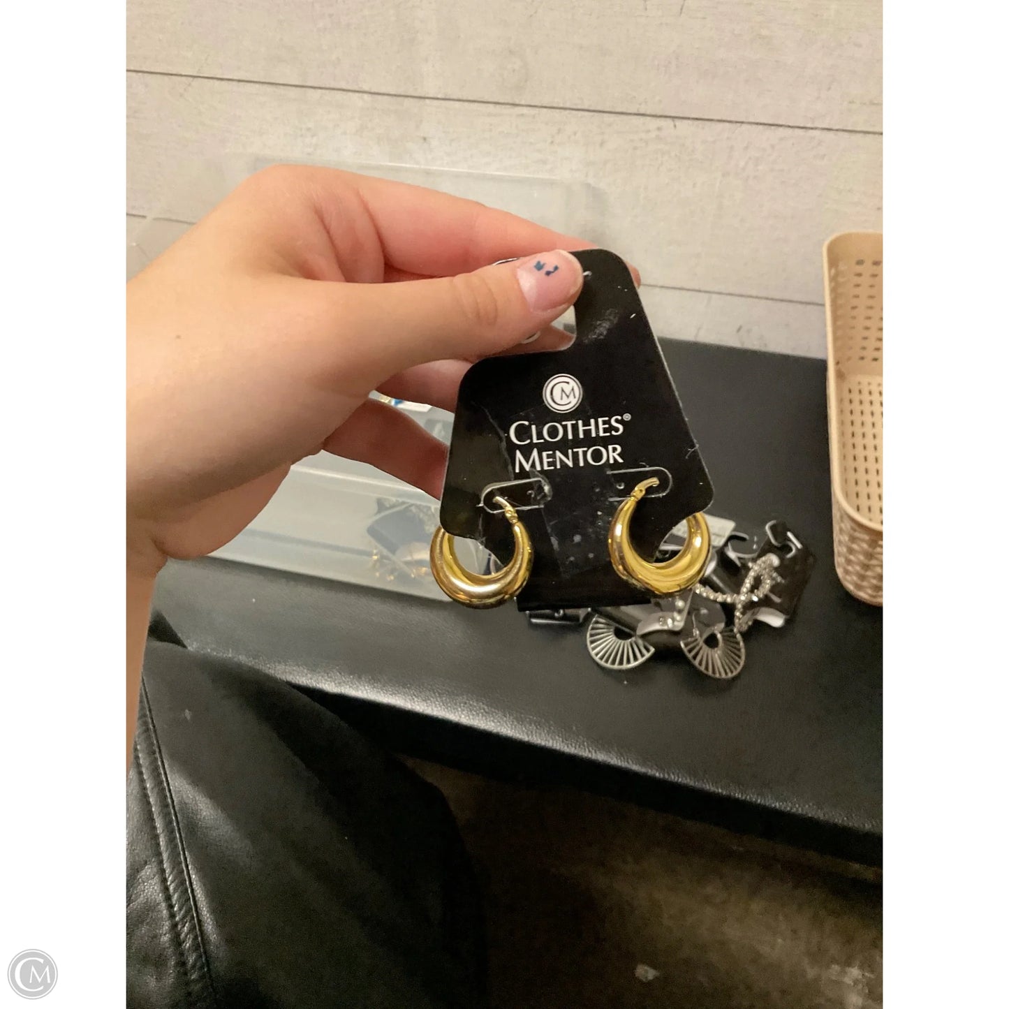Earrings Dangle/drop By Clothes Mentor