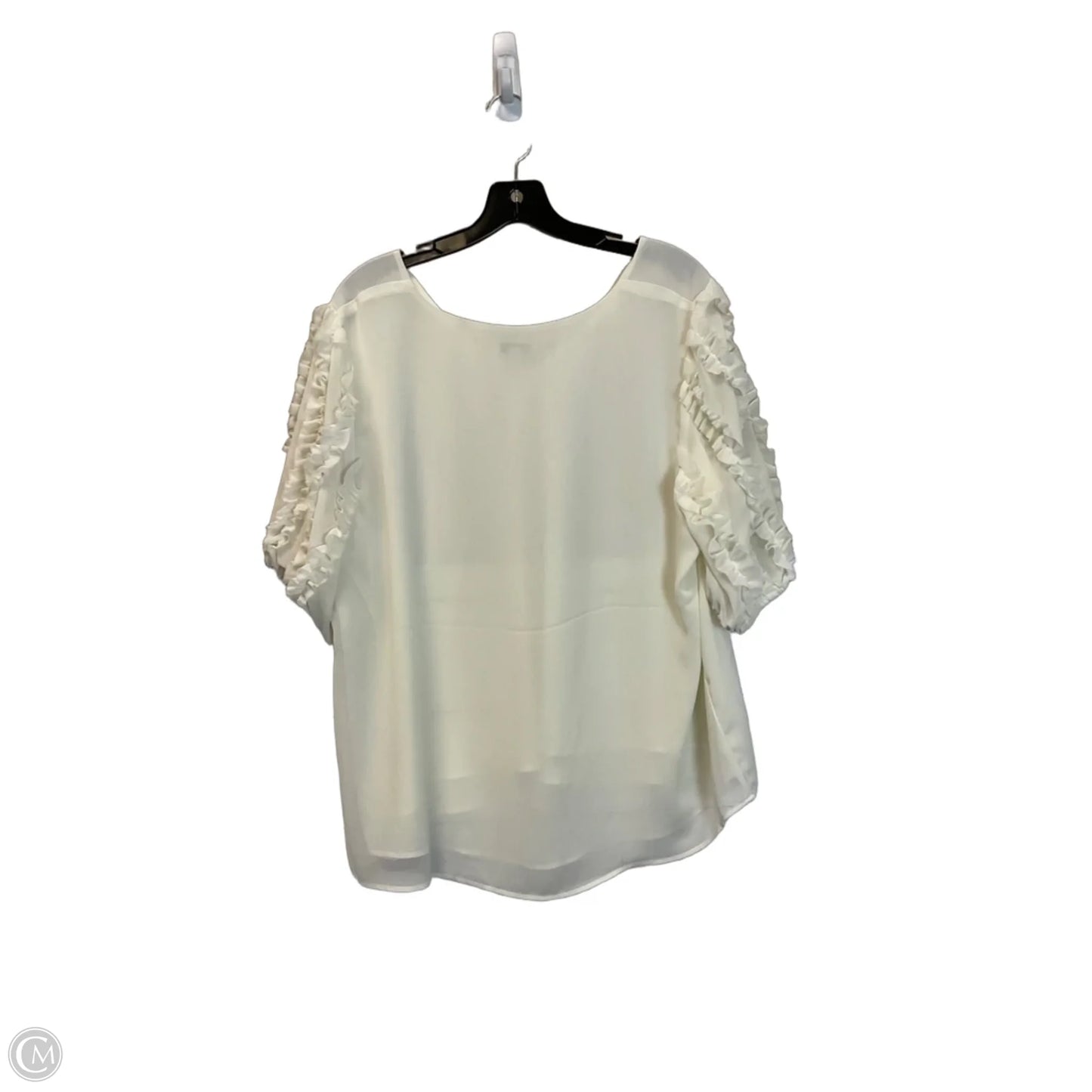 Top Short Sleeve By Cato In White, Size: Xl