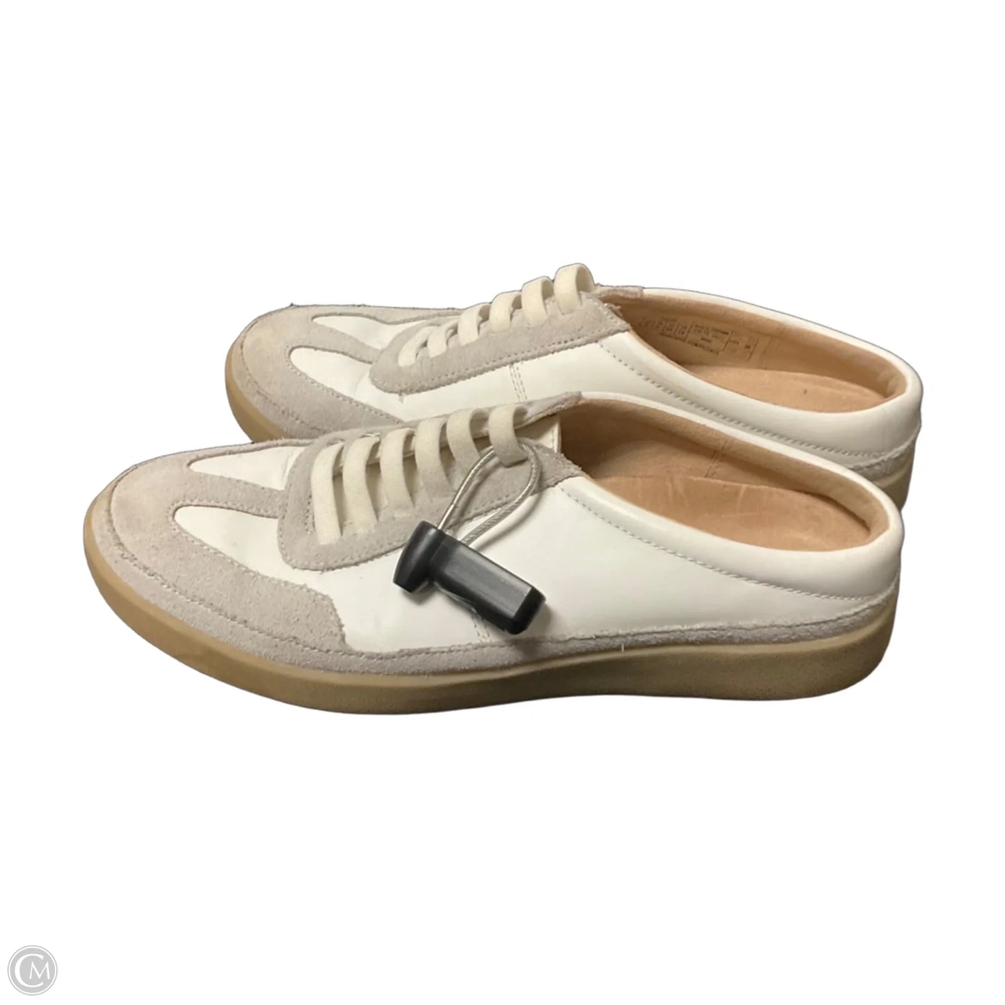 Shoes Sneakers By Vionic In White, Size: 7