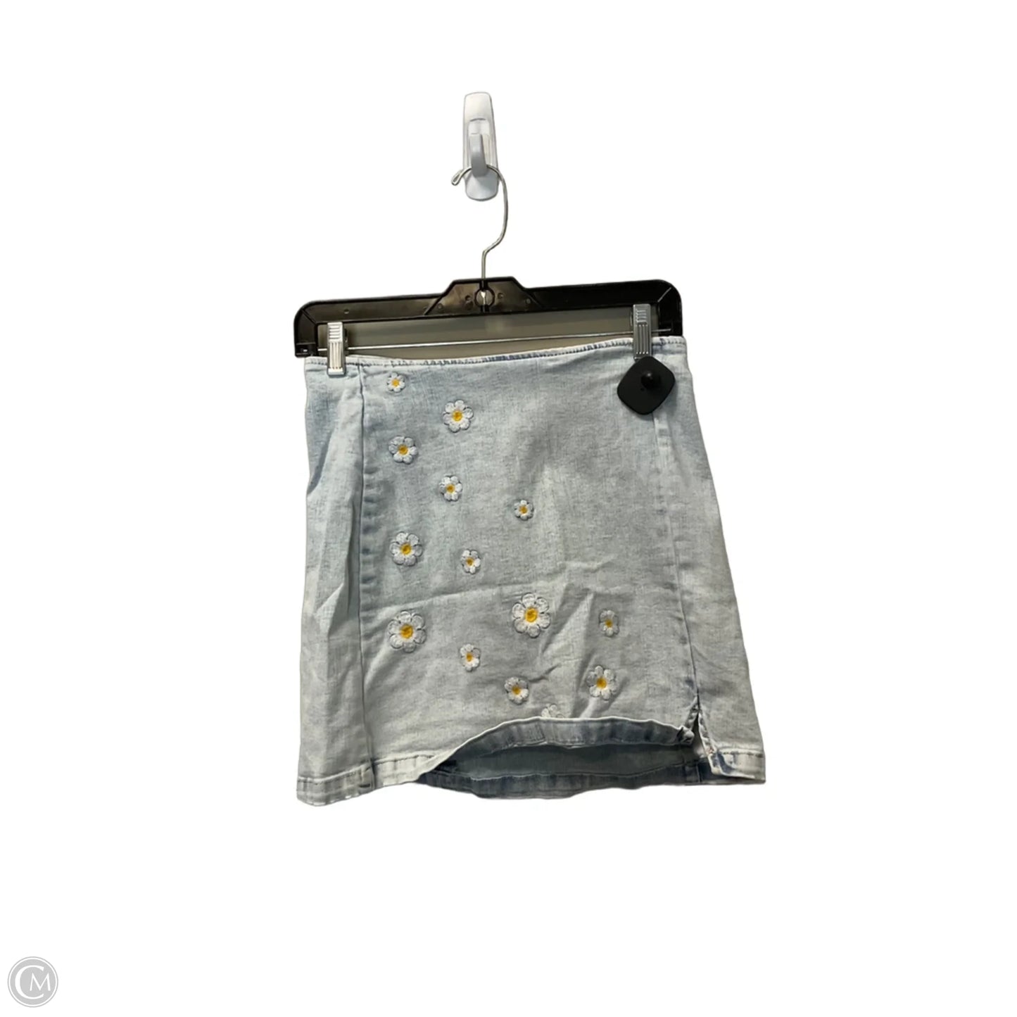 Skirt Mini & Short By Wild Fable In Blue Denim, Size: 4