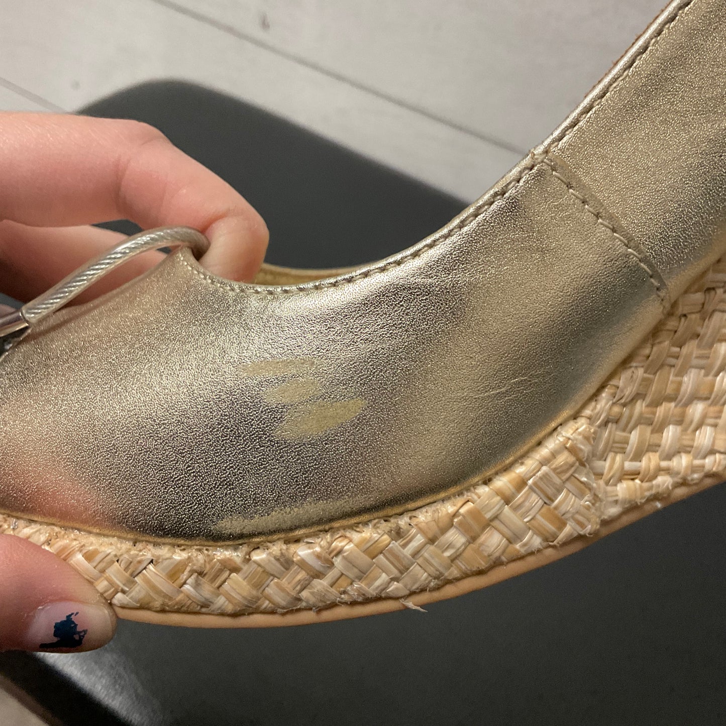 Shoes Designer By Lilly Pulitzer In Gold, Size: 8.5