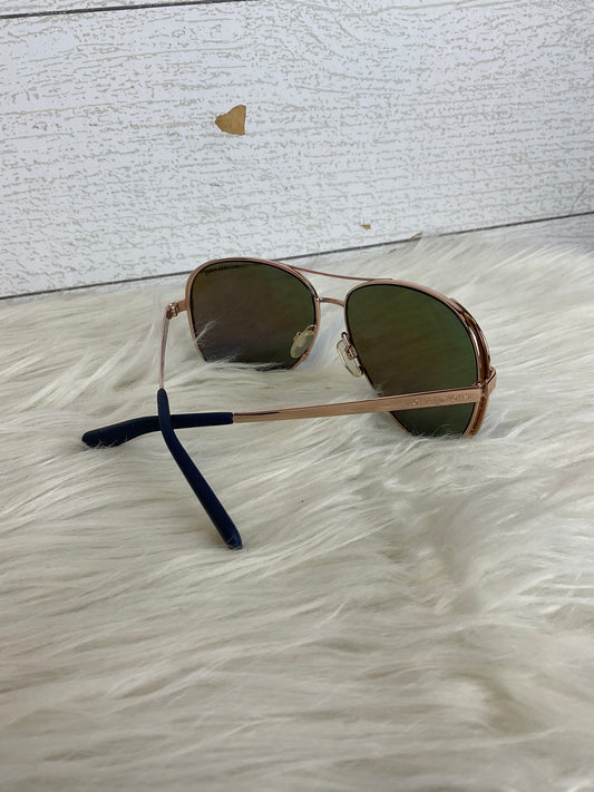#210 SC Clothes Mentor Spartanburg Sunglasses –